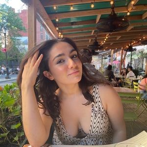 Meet your Posher, Melisa